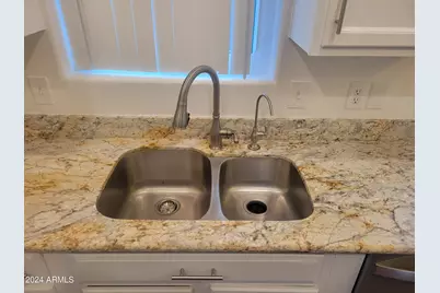 17201 N 16th Drive #Apt 1, Phoenix, AZ 85023 - Photo 10