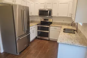 17201 N 16th Dr, Phoenix, AZ 85023 - Photo 8