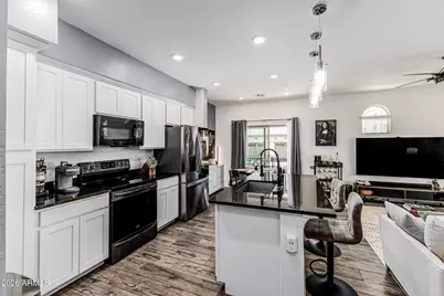 2736 S Cavalier Drive #101, Gilbert, AZ 85295 - Photo 10