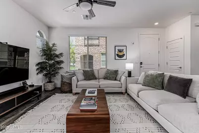 2736 S Cavalier Drive #101, Gilbert, AZ 85295 - Photo 2