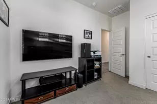 2736 S Cavalier Dr, Gilbert, AZ 85295 - Photo 24