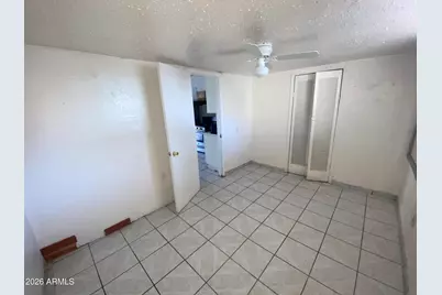 575 N Delaware Street #E, Chandler, AZ 85225 - Photo 6