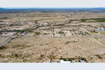19300 W Roadrunner Road #-, Wittmann, AZ 85361 - Photo 2