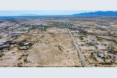 19300 W Roadrunner Road #-, Wittmann, AZ 85361 - Photo 18