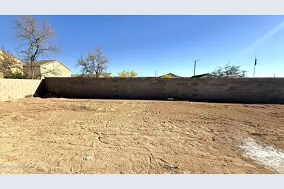 24071 W Huntington Drive, Buckeye, AZ 85326 - Photo 10