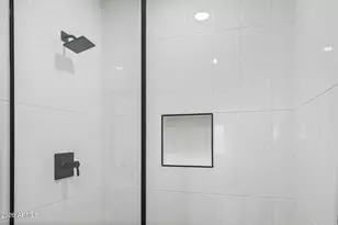 9845 N 15th Ave, Phoenix, AZ 85021 - Photo 16