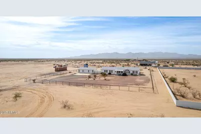 23851 W Tether Trail, Wittmann, AZ 85361 - Photo 12