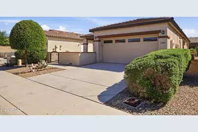 17881 W Silver Fox Way, Goodyear, AZ 85338 - Photo 10