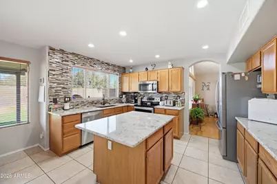 8310 W Pershing Avenue, Peoria, AZ 85381 - Photo 14