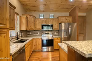 2970 W Villa Loop, Show Low, AZ 85901 - Photo 2