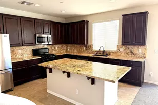 9237 W Coolbrook Ave, Peoria, AZ 85382 - Photo 4