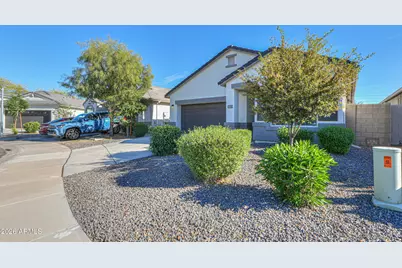 38031 W San Alvarez Avenue, Maricopa, AZ 85138 - Photo 1