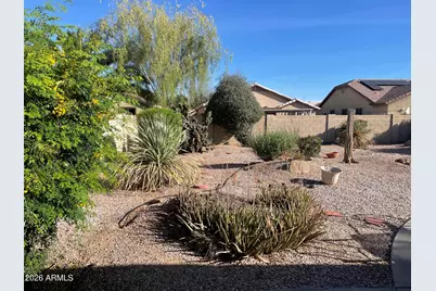 11558 W Apache Street, Avondale, AZ 85323 - Photo 2