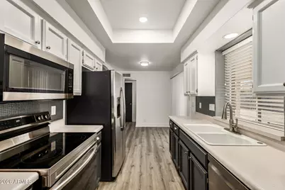 8227 E Nopal Avenue, Mesa, AZ 85209 - Photo 12