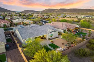 12487 W Oyer Ln, Peoria, AZ 85383 - Photo 2