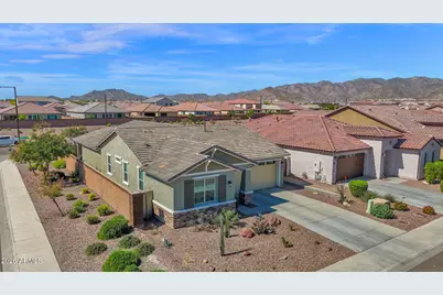 19607 W Badgett Lane, Litchfield Park, AZ 85340 - Photo 52