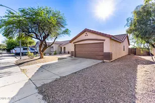 15716 N 138th Ln, Surprise, AZ 85374 - Photo 2