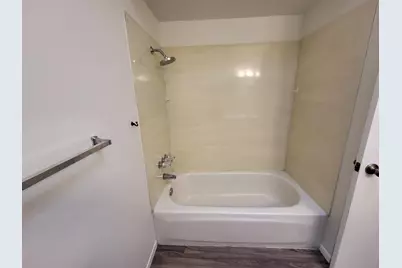 9609 W Cinnabar Avenue #Apt B, Peoria, AZ 85345 - Photo 10