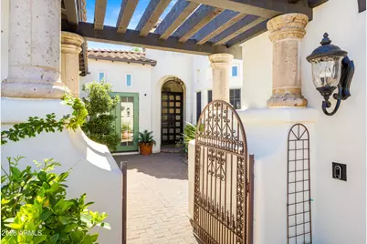 505 E Adair Drive, Phoenix, AZ 85012 - Photo 2