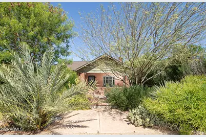 1636 E Pinchot Avenue, Phoenix, AZ 85016 - Photo 1