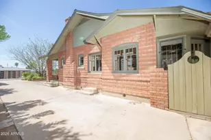 1636 E Pinchot Ave, Phoenix, AZ 85016 - Photo 4