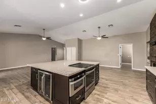 7609 W Yucca St, Peoria, AZ 85345 - Photo 10