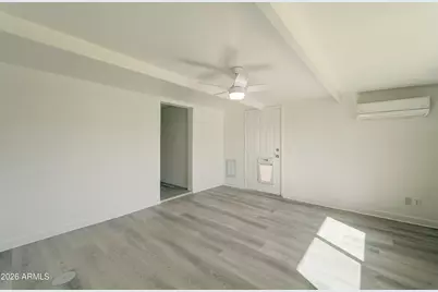 2031 N 28th Place, Phoenix, AZ 85008 - Photo 16