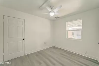 2031 N 28th Place, Phoenix, AZ 85008 - Photo 26