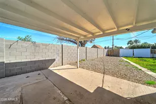 2031 N 28th Pl, Phoenix, AZ 85008 - Photo 30
