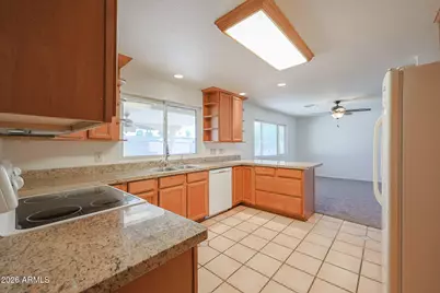 10037 N 37th Drive, Phoenix, AZ 85051 - Photo 12