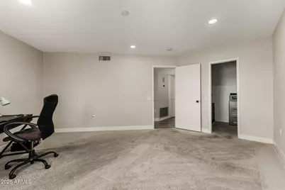 10634 W Hutton Drive, Sun City, AZ 85351 - Photo 18