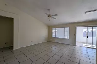 11941 N 69th Ave, Peoria, AZ 85345 - Photo 16