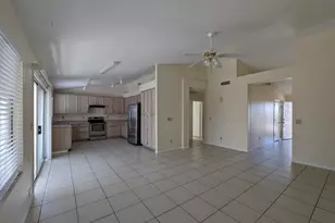 11941 N 69th Ave, Peoria, AZ 85345 - Photo 18