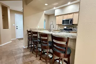 7401 W Arrowhead Clubhouse Dr, Glendale, AZ 85308 - Photo 10