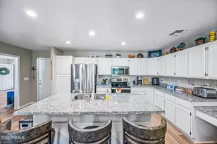 11558 E Lomita Ave, Mesa, AZ 85209 - Photo 12