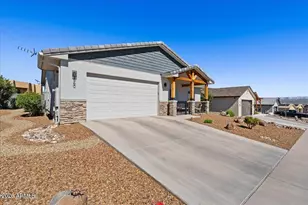 560 Skyline Blvd, Clarkdale, AZ 86324 - Photo 2