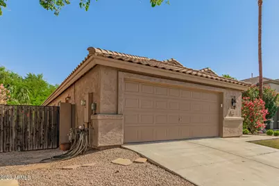 295 W Goldfinch, Chandler, AZ 85286 - Photo 4