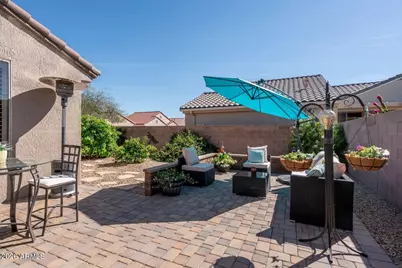 19510 N Carriage Lane, Surprise, AZ 85374 - Photo 16