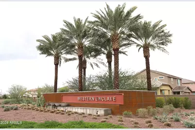 9225 W Willow Bend Lane, Phoenix, AZ 85037 - Photo 44