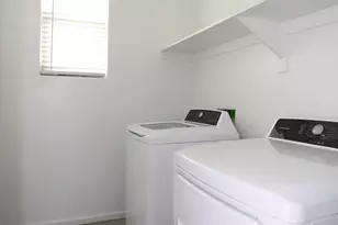 9225 W Willow Bend Ln, Phoenix, AZ 85037 - Photo 30