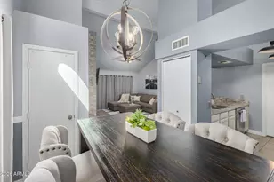 1111 W Summit Pl, Chandler, AZ 85224 - Photo 10