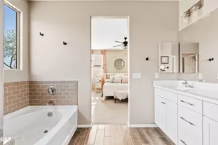 7915 S 23rd Way, Phoenix, AZ 85042 - Photo 24