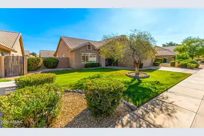 4309 E Thistle Landing Drive, Phoenix, AZ 85044 - Photo 1