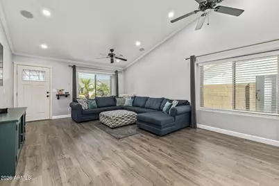 637 W Wagner Court, Gilbert, AZ 85233 - Photo 8