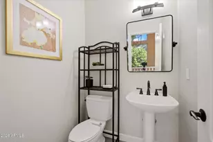 6004 E Campo Bello Dr, Scottsdale, AZ 85254 - Photo 32