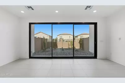 5820 S 35th Way, Phoenix, AZ 85040 - Photo 10
