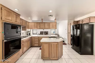 26052 S Glenburn Drive, Sun Lakes, AZ 85248 - Photo 12