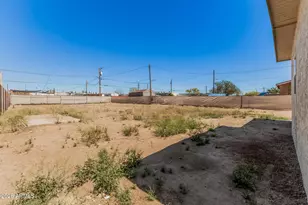 1712 W Corona Ave, Phoenix, AZ 85041 - Photo 22