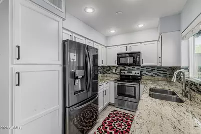 1005 W Laguna Drive, Tempe, AZ 85282 - Photo 8