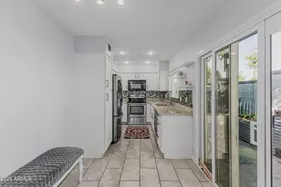 1005 W Laguna Drive, Tempe, AZ 85282 - Photo 6